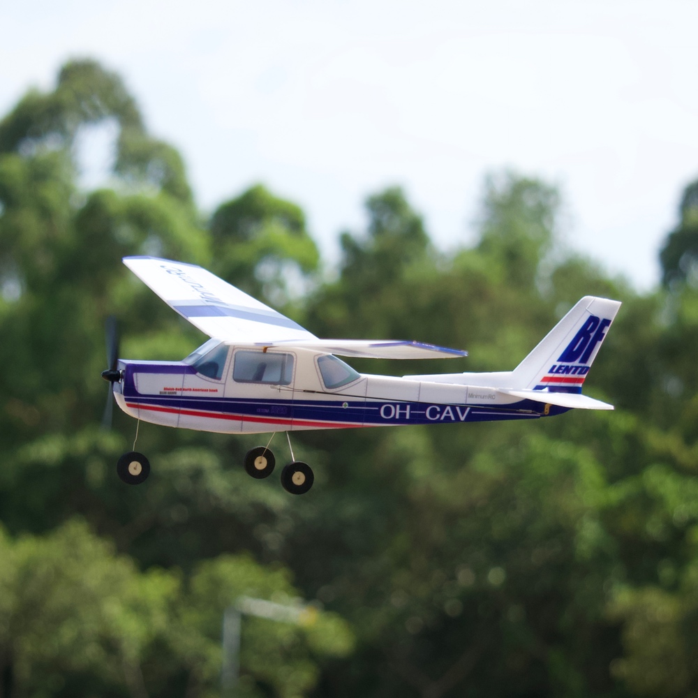 MinimumRC Plane Kit Blue Cessn - Kids Toys Channel 评论和价格